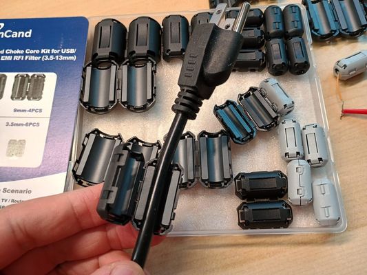 Купить Snap-On Ferrite Ring with 155 Ohm Impedance for EMI/RFI Suppression and Custom Design Options online manufacture